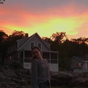 Meet your Posher, Ayala